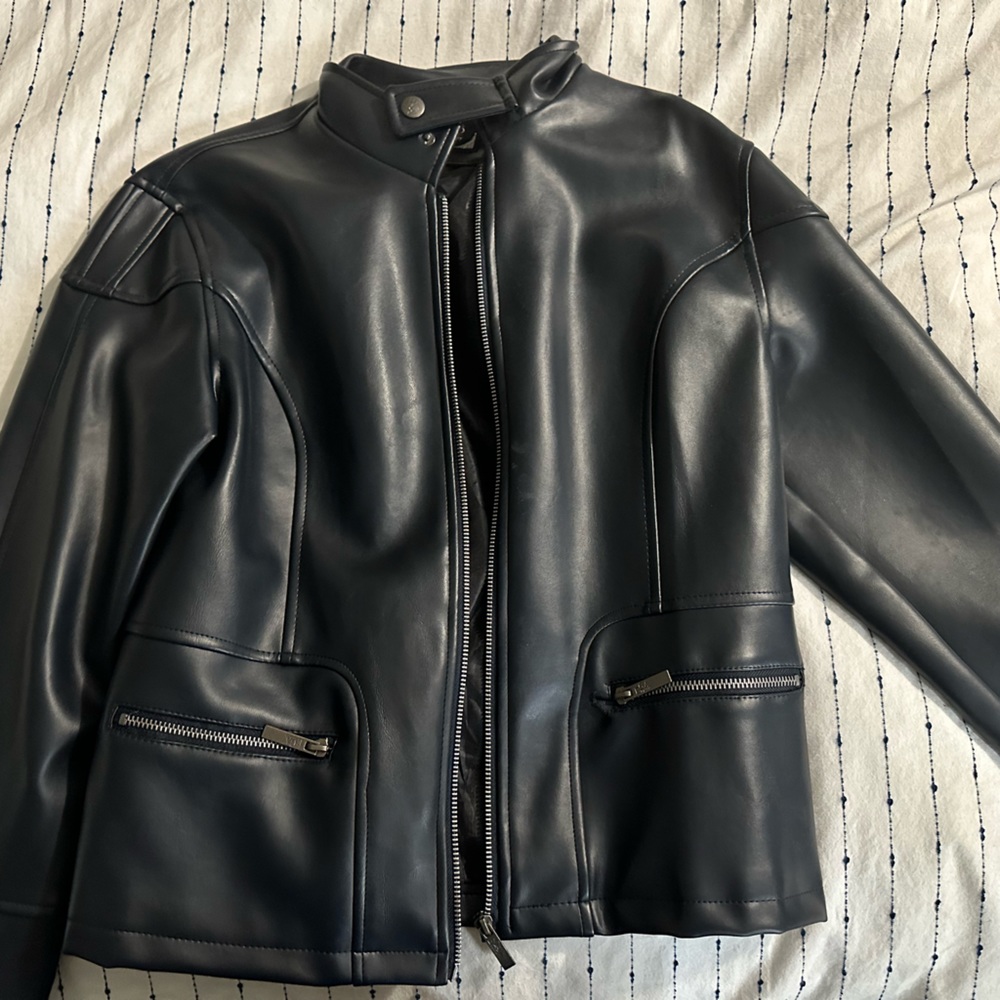 Black Jacket